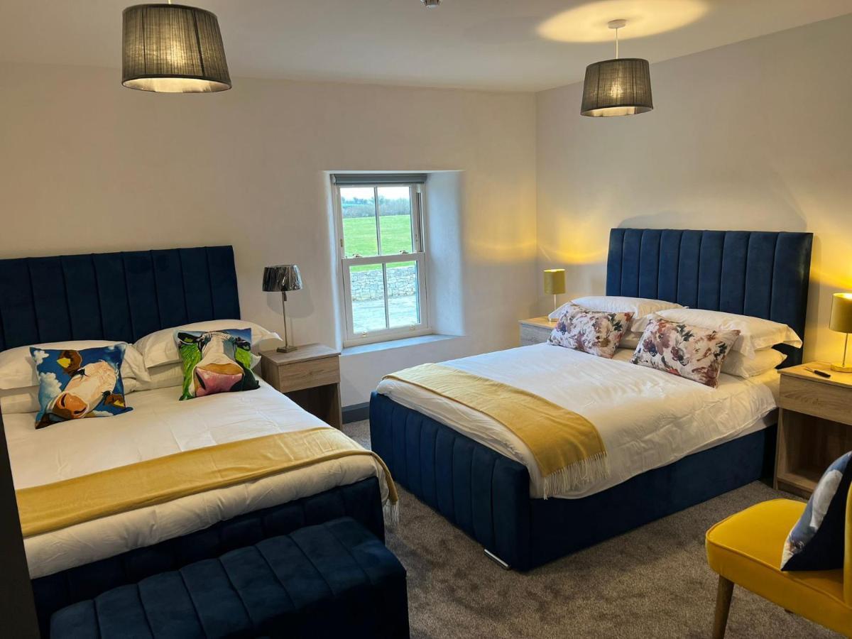 Tubber The Burren Inn المظهر الخارجي الصورة
